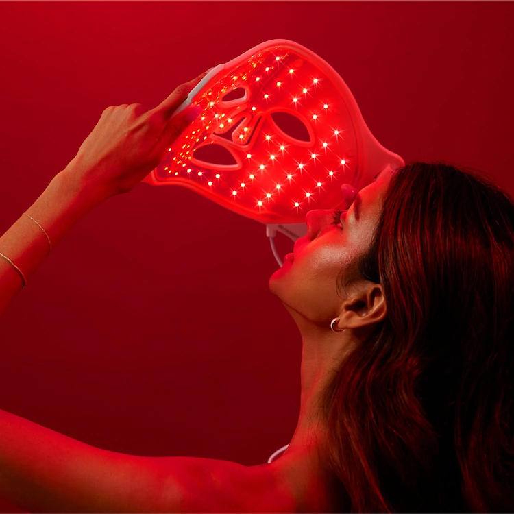 At home redlight therapy mask